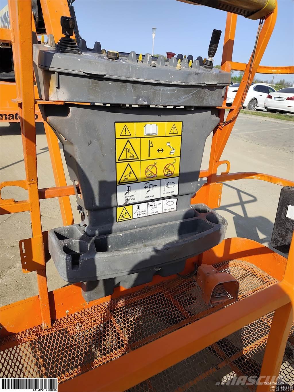 JLG 460SJ Plataformas con brazo de elevación manual