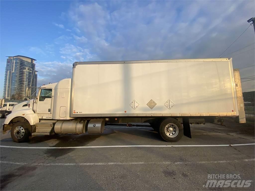 Kenworth T440 Camiones con chasís y cabina