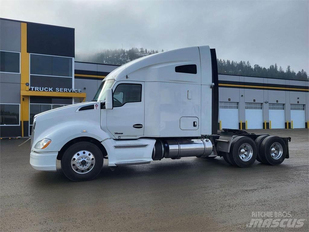 Kenworth T680 Camiones con chasís y cabina