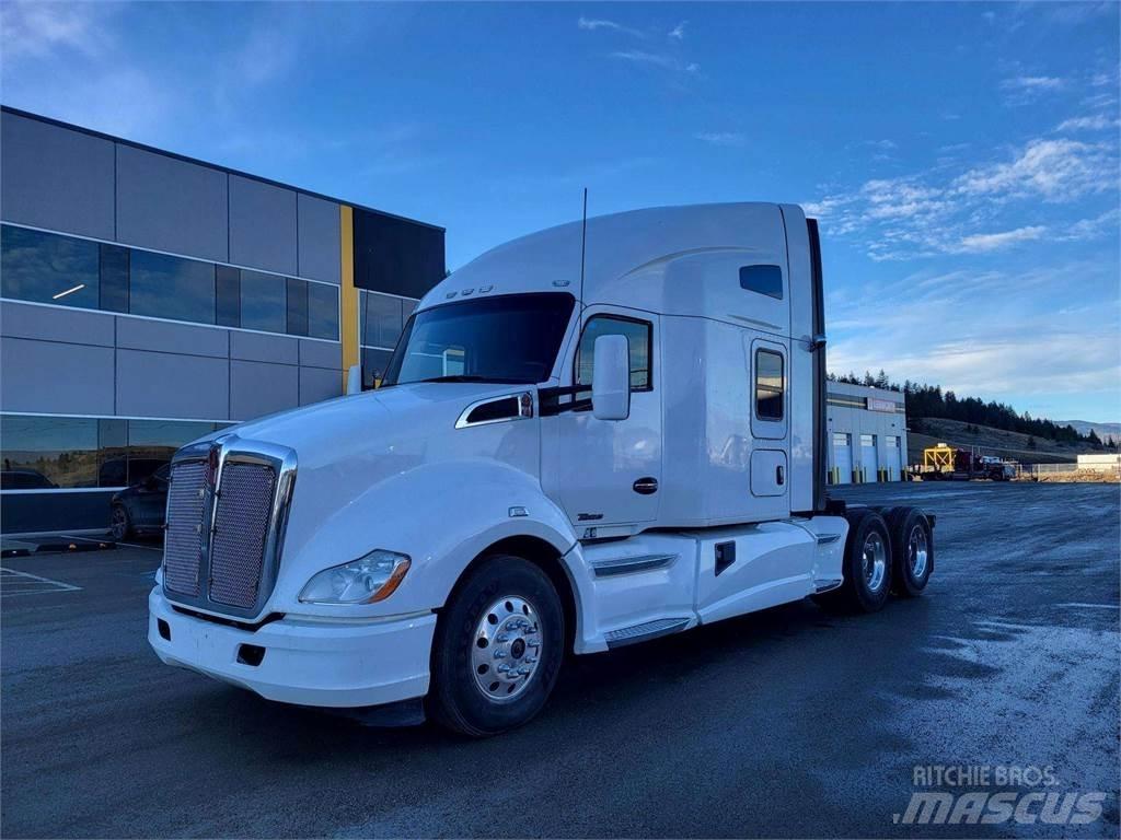 Kenworth T680 Camiones con chasís y cabina