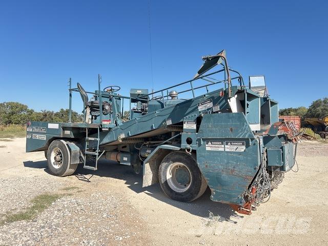  Bearcat Esparcidoras de arena y sal