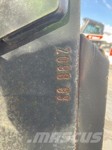 Bobcat  Palas mecánicas separadoras