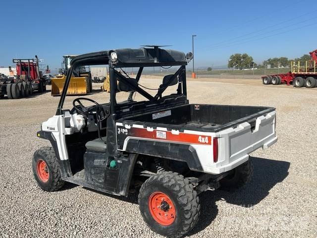 Bobcat 3400D Maquinarias para servicios públicos