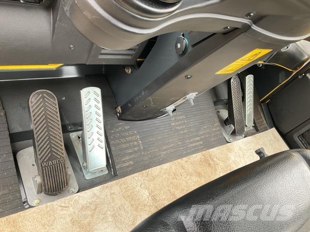 Bomag BW24RH Rodillos combinados