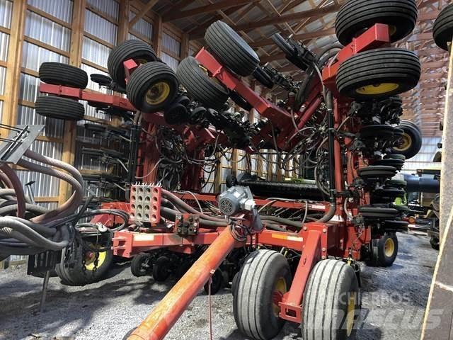 Bourgault 3720 Taladros