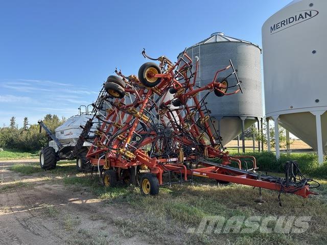 Bourgault 8810 Taladros