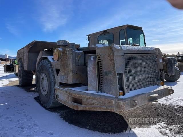 CAT  Camiones subterráneos para minería