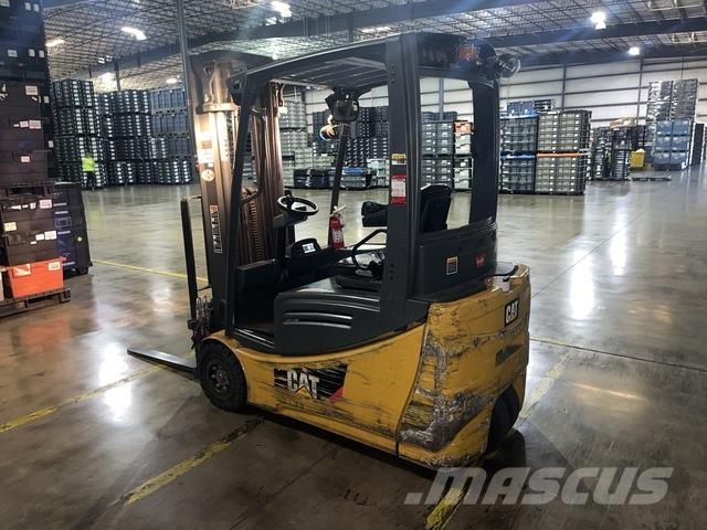 CAT 2ET3000 Carretillas de horquilla eléctrica
