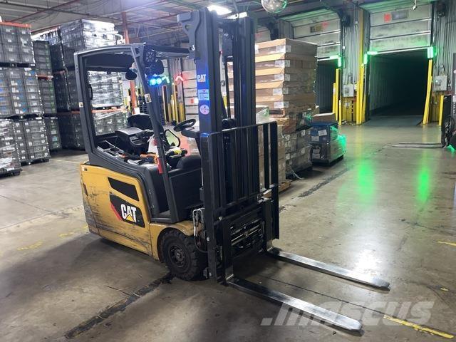 CAT 2ET3000 Carretillas de horquilla eléctrica