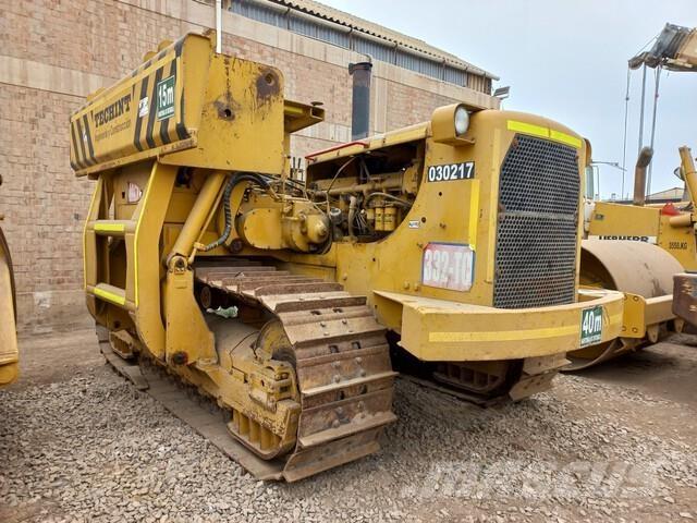 CAT 583H Buldózers tiendetubos