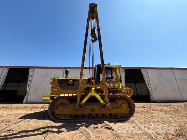 CAT 583H Buldózers tiendetubos