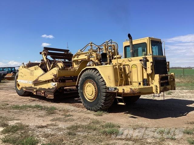 CAT 623F Raspadoras