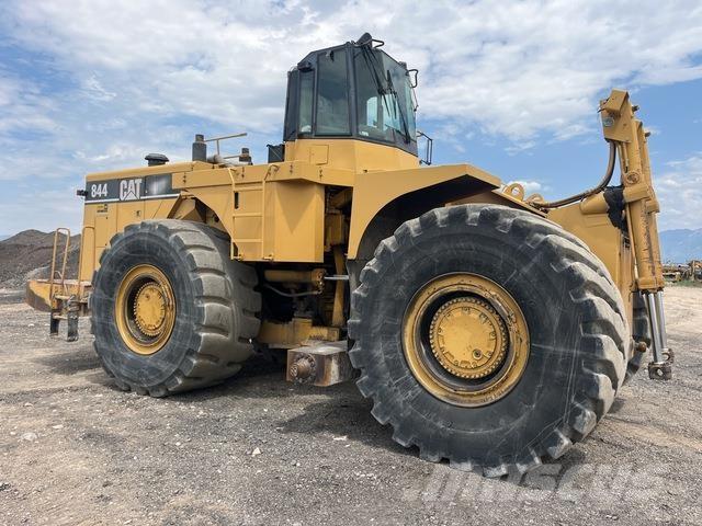 CAT 844H Buldozer sobre ruedas