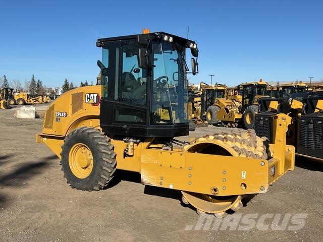 CAT CP44B Rodillos de un solo tambor