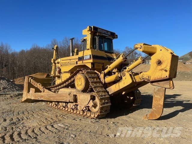CAT D10R Buldozer sobre oruga
