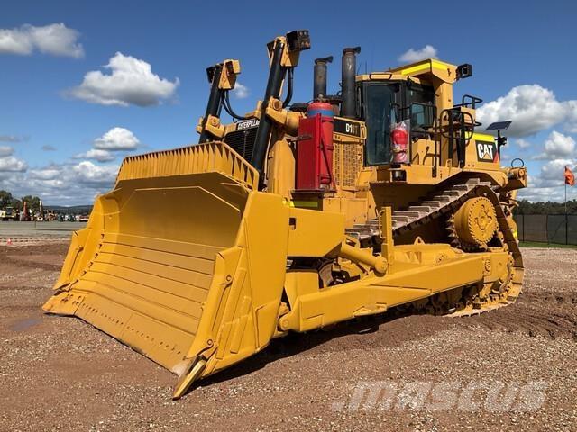 CAT D10T Buldozer sobre oruga