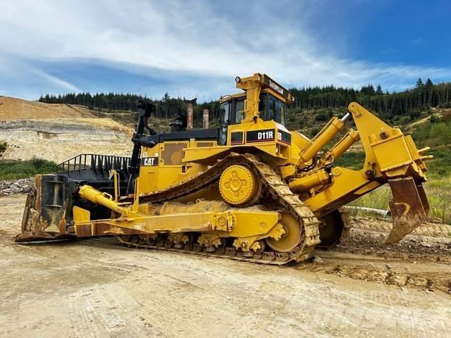 CAT D11R Buldozer sobre oruga