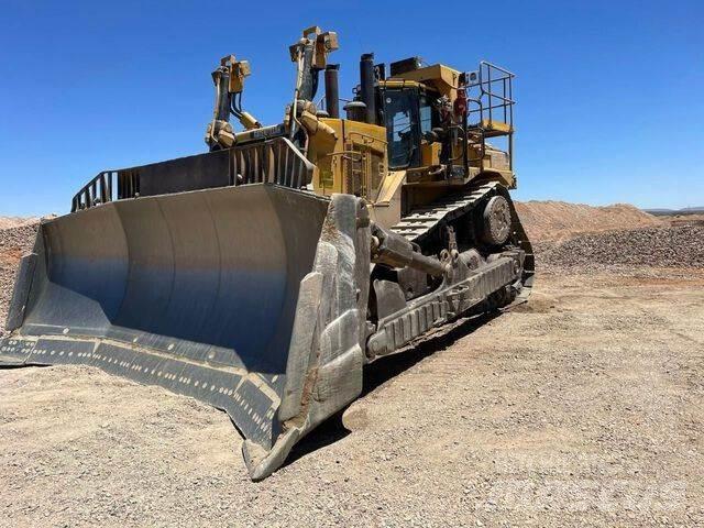 CAT D11T Buldozer sobre oruga