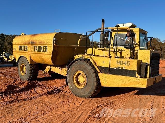 CAT D25D Camiones cisterna