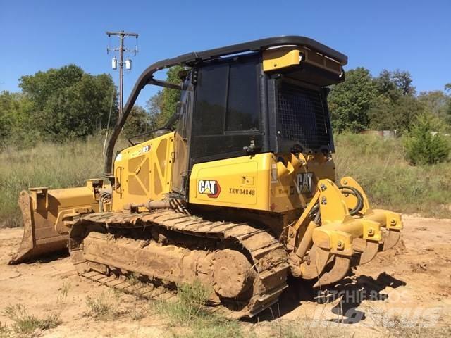 CAT D3 Buldozer sobre oruga