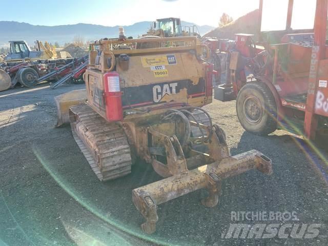 CAT D3G Buldozer sobre oruga