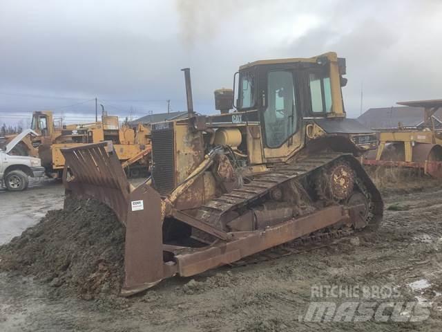 CAT D6 Buldozer sobre oruga