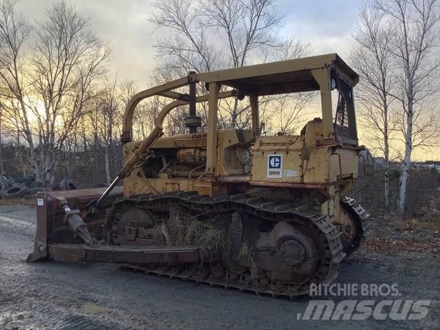 CAT D6D Buldozer sobre oruga