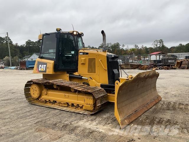 CAT D6K2 LGP Buldozer sobre oruga