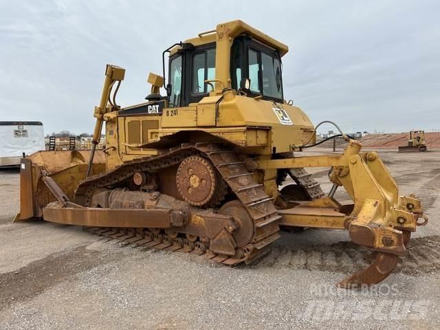 CAT D6R Buldozer sobre oruga