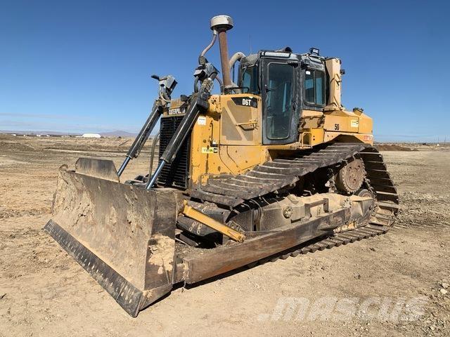 CAT D6T LGP Buldozer sobre oruga