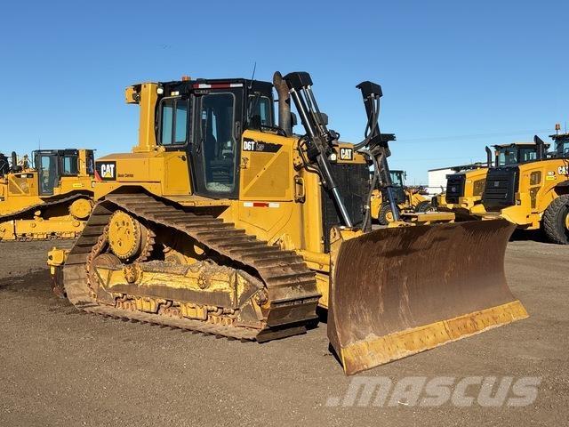 CAT D6T LGP Buldozer sobre oruga