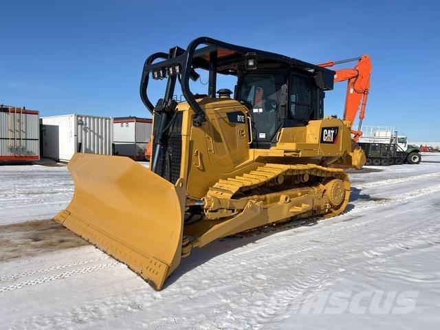 CAT D7E Buldozer sobre oruga