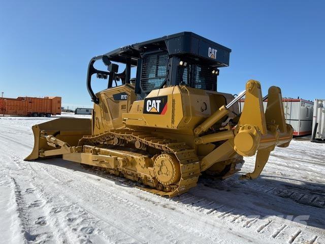CAT D7E Buldozer sobre oruga