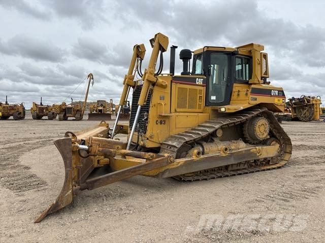 CAT D7R XR Buldozer sobre oruga