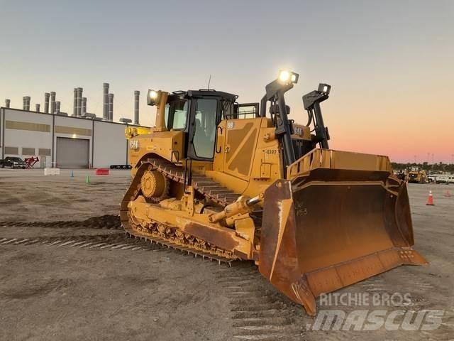 CAT D8 Buldozer sobre oruga