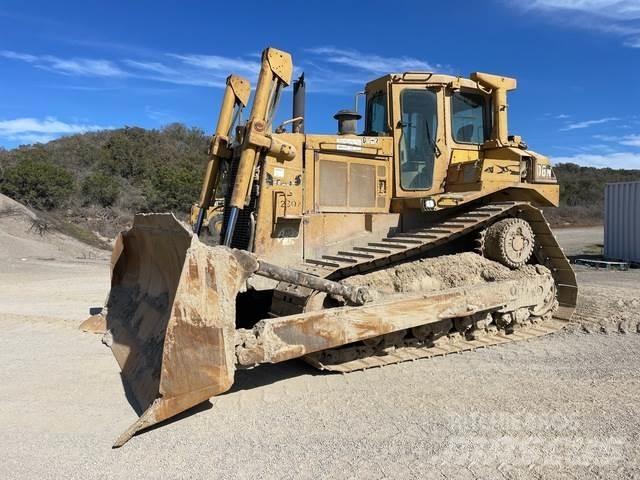 CAT D8N Buldozer sobre oruga