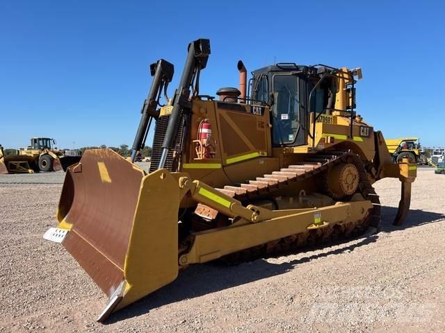 CAT D8T Buldozer sobre oruga