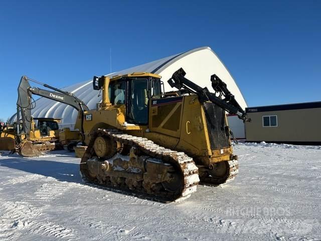 CAT D8T Buldozer sobre oruga