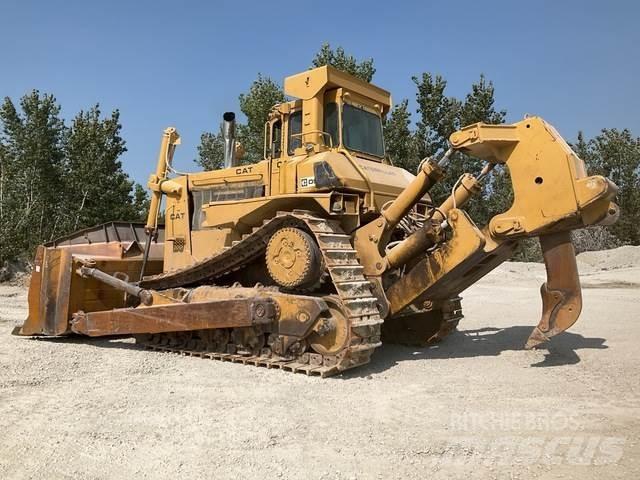 CAT D9L Buldozer sobre oruga