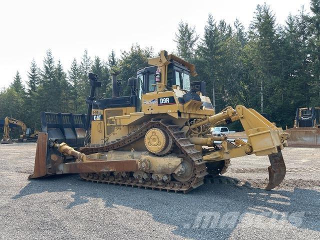 CAT D9R Buldozer sobre oruga