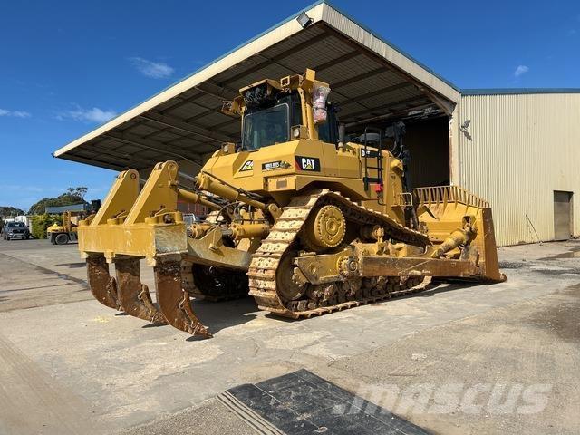 CAT D9T Buldozer sobre oruga