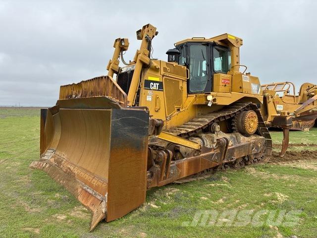 CAT D9T Buldozer sobre oruga