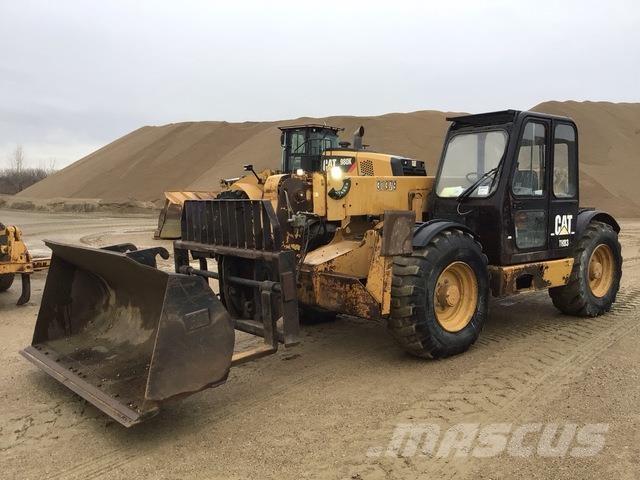 CAT TH83 Carretillas telescópicas