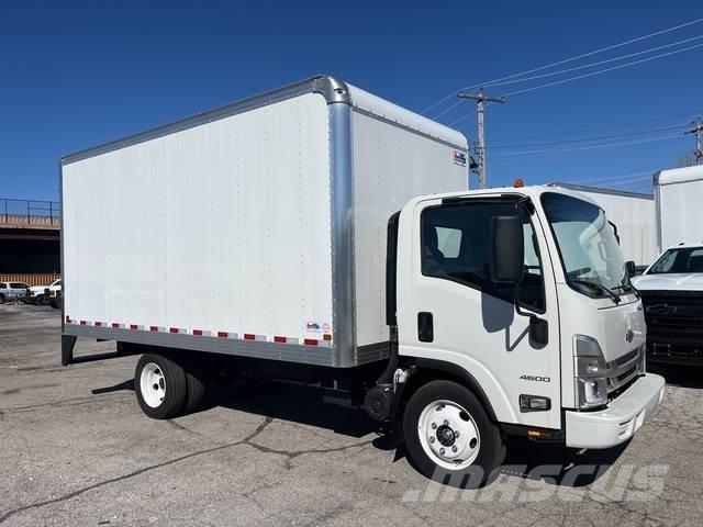 Chevrolet 4500 Camiones con caja de remolque