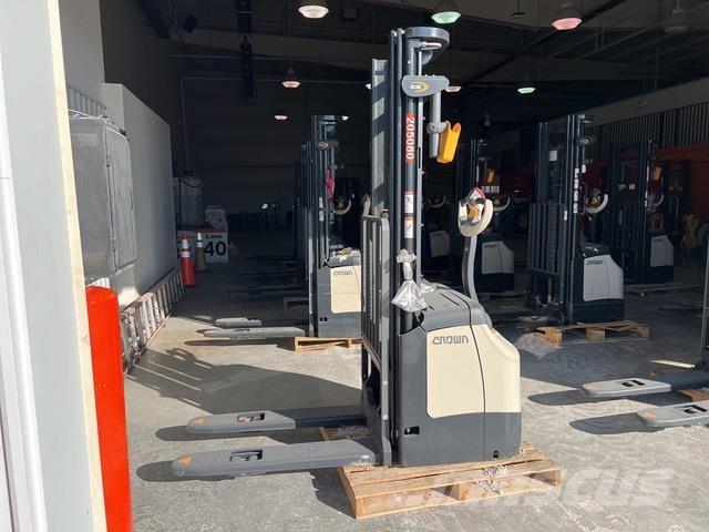 Crown ES 4000 Apiladoras eléctricos