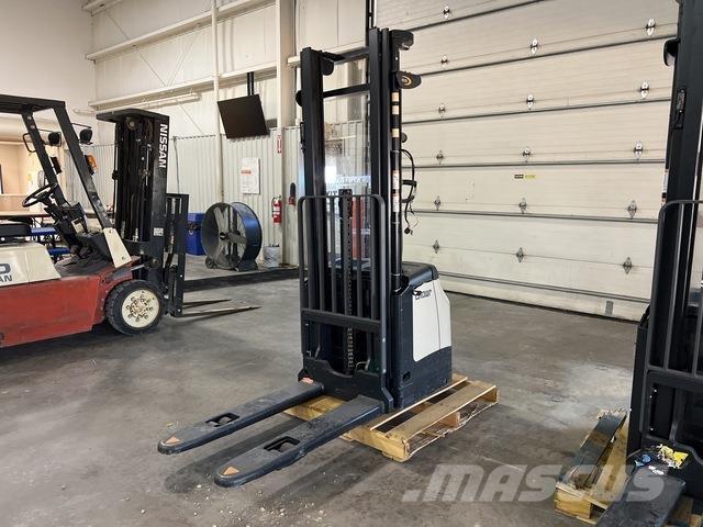 Crown ES 4000 Apiladoras eléctricos