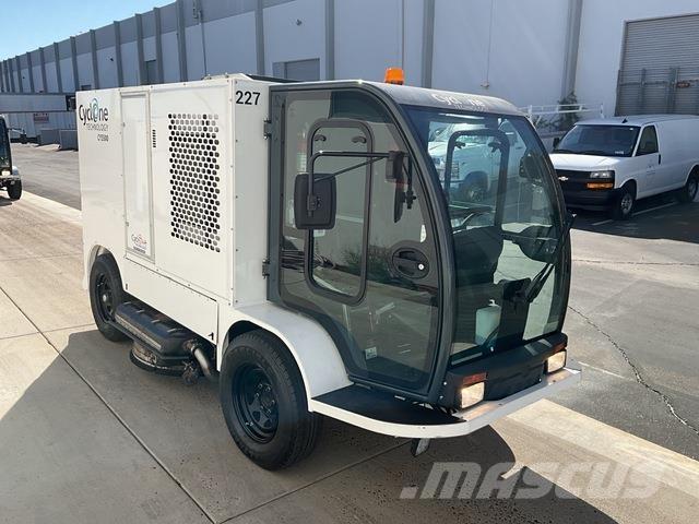  Cyclone CY5500 Otros