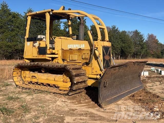 Delta DT150C Buldozer sobre oruga