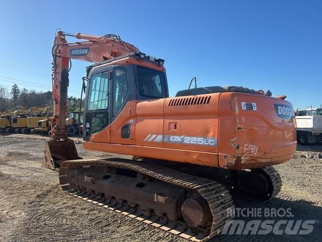 Doosan DX225LC Excavadoras sobre orugas