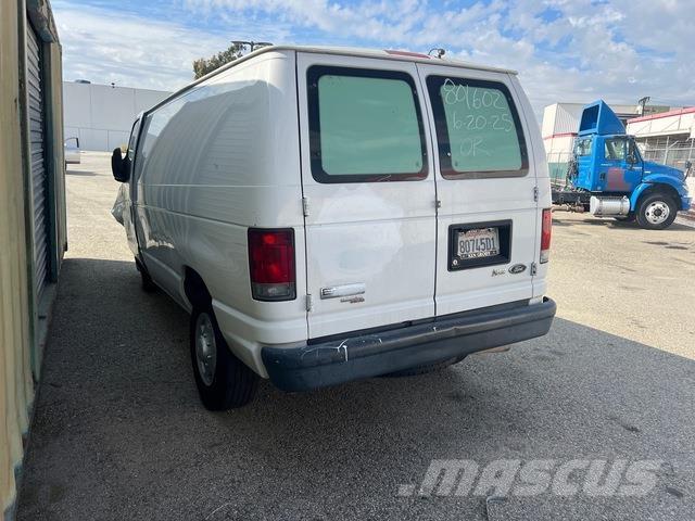 Ford E-250 Furgonetas cerradas